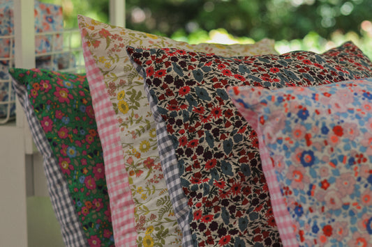 Continental scatter cushion with inner