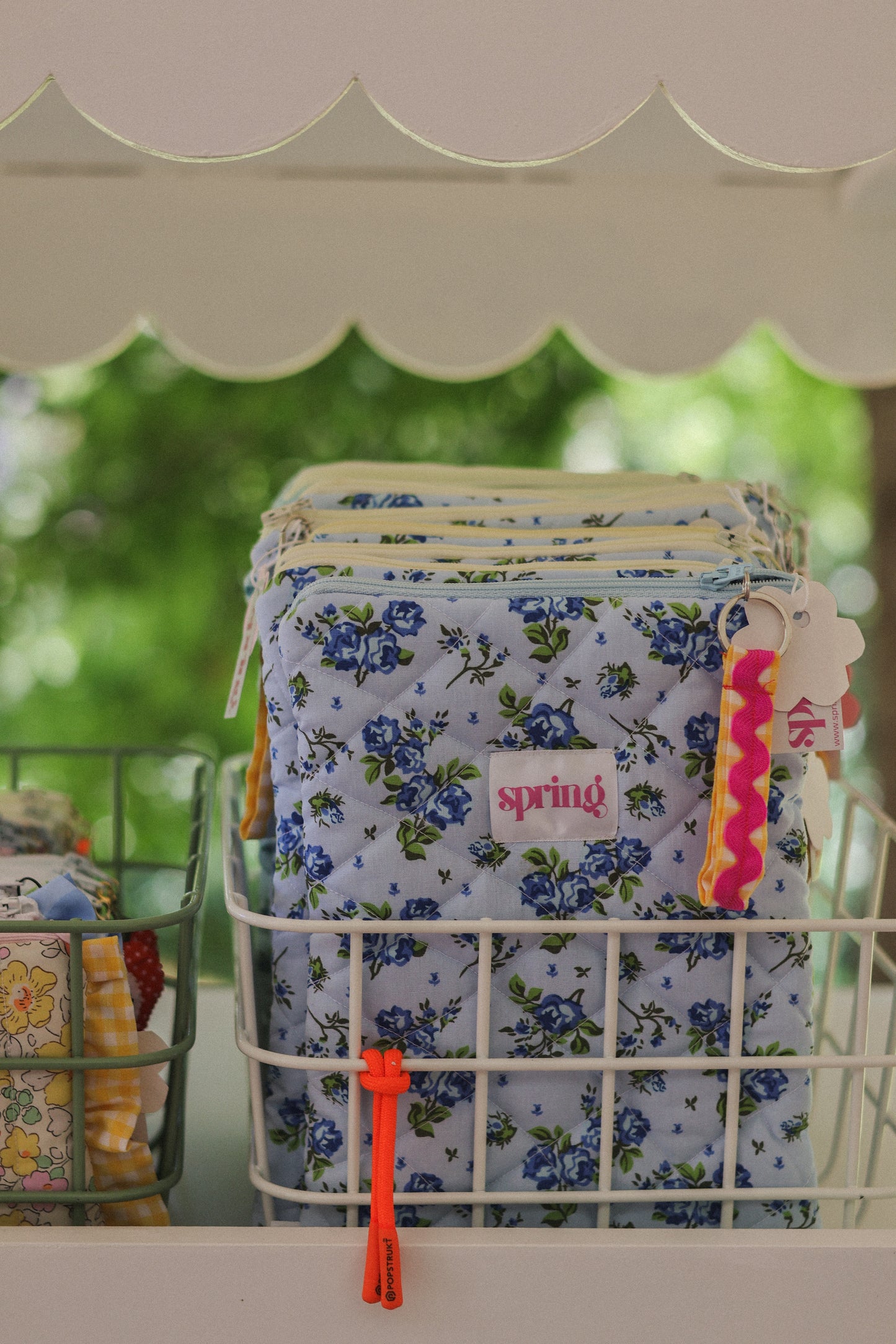 Book sleeve with Ric Rac keychain