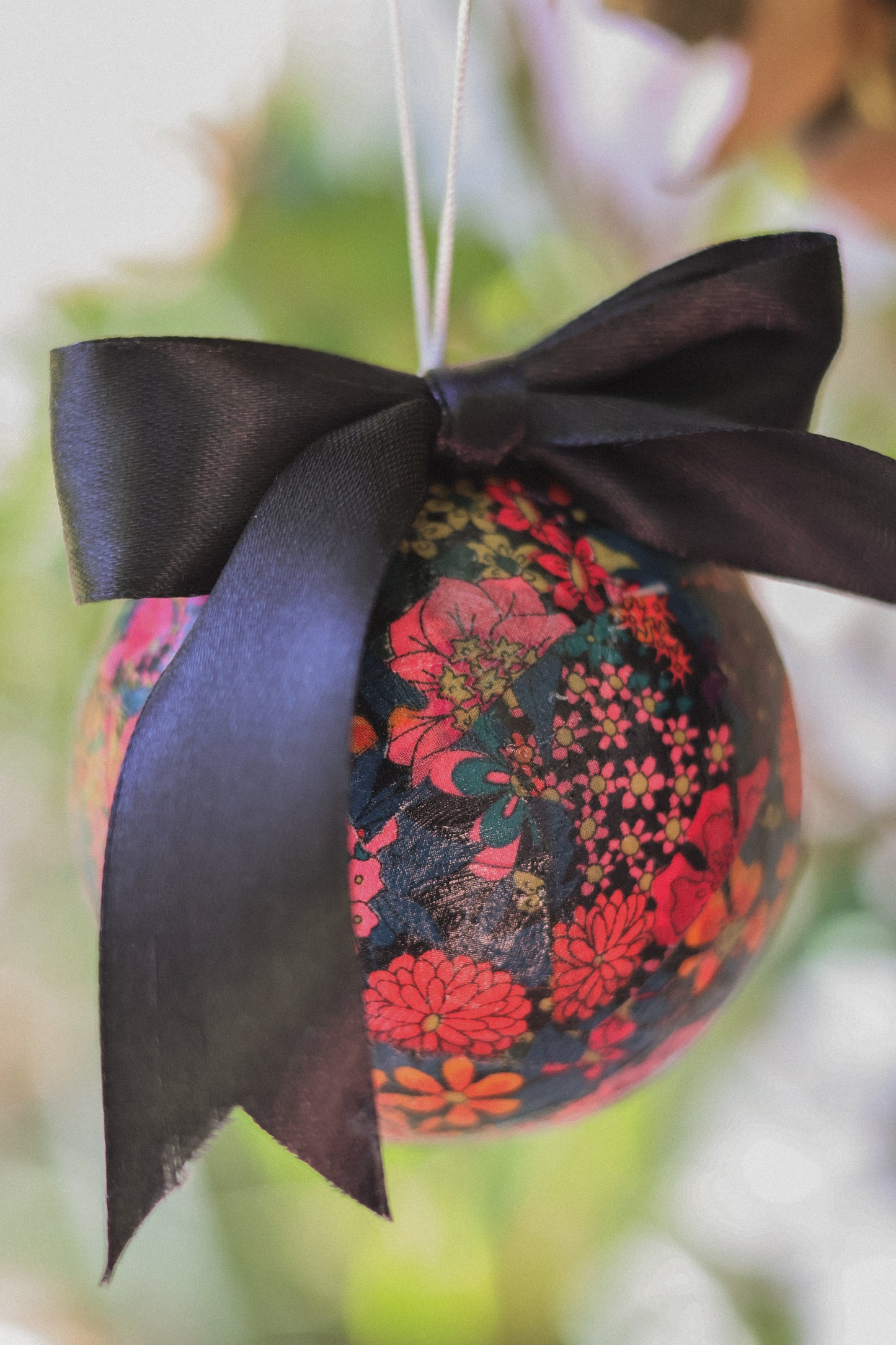 Christmas baubles (medium)