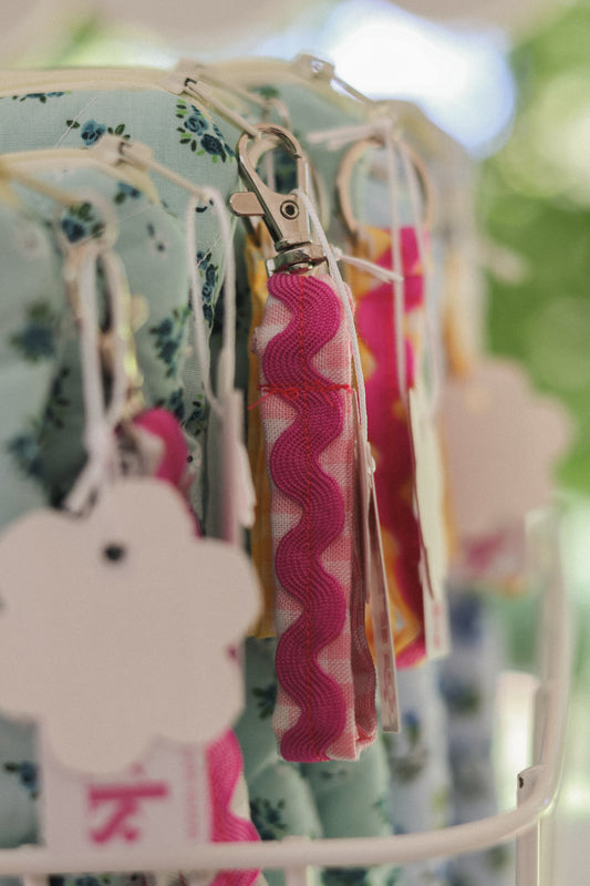 Book sleeve with Ric Rac keychain