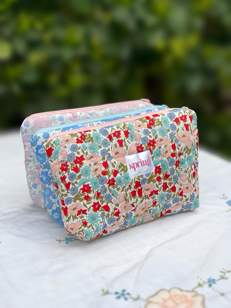 Cosmetic bag